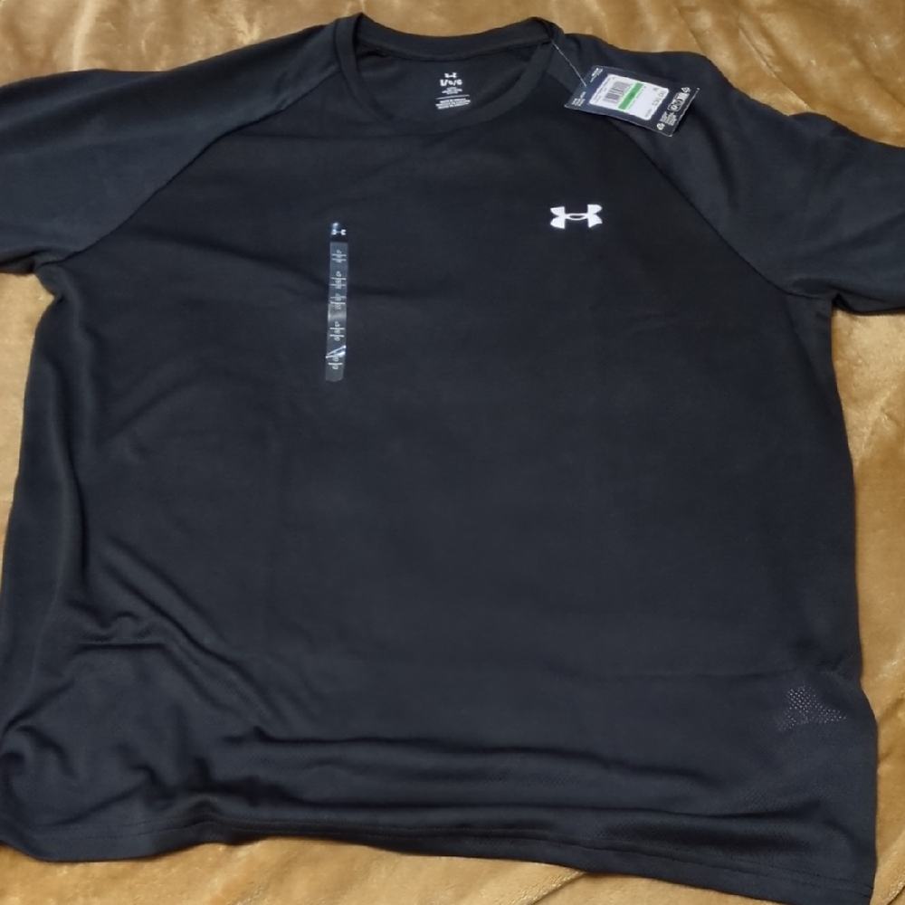 Under Armour Men's Black Short Sleeve Tee